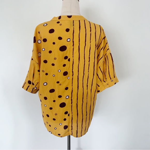 Silver Wishes Short Sleeve Oversized Mustard Purple Print Button Down Top Size 8 - Picture 3 of 4